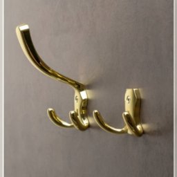 Agatatoare Cuier Lugo XL , model clasic 3 carlige 123x76 mm