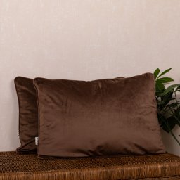 Set 2 perne decorative 2x40x60cm cu fata detasabila, Hiko COMFY catifea maro