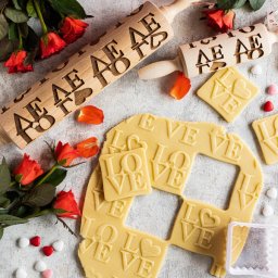 Sucitor creativ love