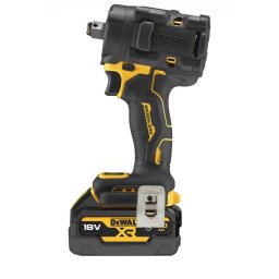 Cheie de impact fără acumulator 1/2" 18V 406Nm 2x5.0Ah DCF921P2G