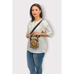 Geanta brodata traditional 11