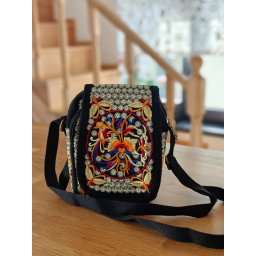 Geanta brodata traditional 15