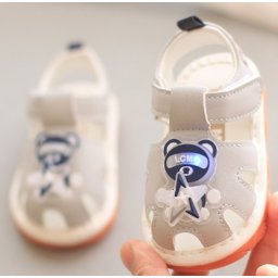 Sandalute gri cu piuitoare - Ursulet