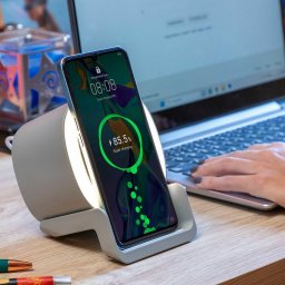 Boxă Bluetooth cu încărcător Wireless Integrat pentru Telefon