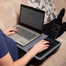 Masa Laptop cu Mouse Pad si Suport Telefon