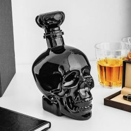 Craniu de Sticlă Neagră (750ml.)