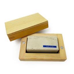 Piatra cu ulei pentru ascuțit in cutie lemn - 1157