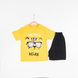 Set de Vara 2 Piese pentru Baieti Relax - Tricou Galben cu Imprimeu si Pantalon Scurt Negru