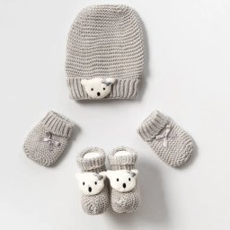 Set Elegant de Accesorii pentru Bebelusi - Caciulita, Manusi si Botosei Tricotati din Bumbac