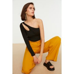 Top dama, Trendyol Stone