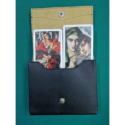 Set carti de joc in cutie cu aspect piele
