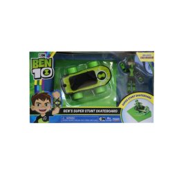 Figurina cu skateboard Ben 10 Super Stunt