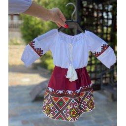Rochita stilizata cu motive traditionale Laura 10