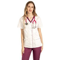 Halat medical cu elastan alb cu paspol visina, capse si trei buzunare aplicate
