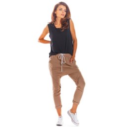 Pantaloni dama, Infinite You M217