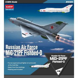 Machetă plastică mig-21pf vopsită prin lustruire 1/48