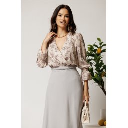 Bluza DY Fashion din satin bej cu imprimeuri florale si decolteu petrecut