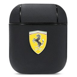 Husă Ferrari On Track Leather pentru AirPods 1/2 – Negru