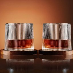 Set 4 Pahare whiskey Stripes cu baza din lemn