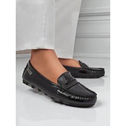 Resti Women's Cyra Nero Moccasins made of patent eco-leather, classic Italian style