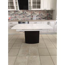 MASA EXTENSIBILA ELEGANCE NEGRU Lungime 138 cm restransa Extinsa 178 cm latime 90 cm inaltime 75cm