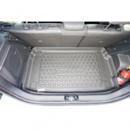 Tava portbagaj dedicata Hyundai i20 III (BC3), 2020-prezent, Cool Liner™ Aristar - portbagaj mai sus, cu subwoofer