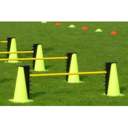 Set obstacol Liski (7 pozitii 10-40 cm, 2 conuri 40 de cm, 2 suporti -1 bara)