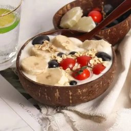 Set 2 boluri din coaja de nuca de cocos