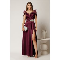 Rochie lunga mov din tafta cu accesoriu in talie si pene la umeri