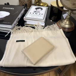 Cadou Glamour Beige Esarfa Casmir si Portofel Piele Naturala