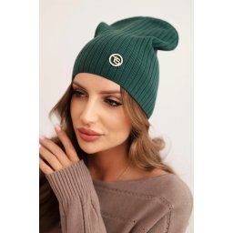 Kesi Women's ribbed hat with decorative button made of wool and modal green