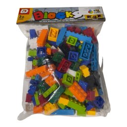 Set cu 250 cuburi de constructie