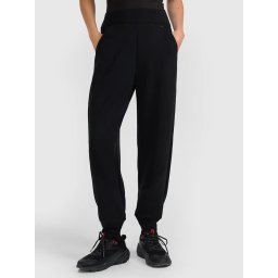 Pantaloni de trening pentru femei 4F
