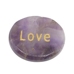Piatra cu mesaj gravat Love din Ametist, 30-40 mm