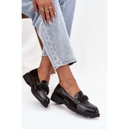Mocasini damă din piele lăcuită cu mărgele