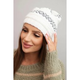 Căciulă de iarnă pentru femei cu model și lână K425 albă