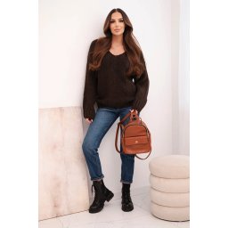 Kesi Włoski Women's soft knit sweater with a V-neck brown
