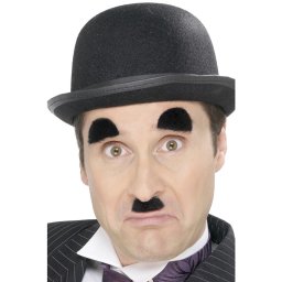 Mustata si sprancene Charlie Chaplin
