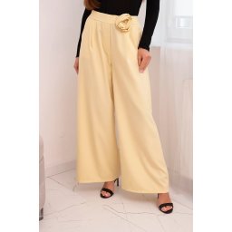 Kesi Włoski Women's elegant pants with wide legs and decorative flower yellow