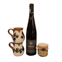 Pachet cadou cu vin rosu Briant,doua cani din ceramica de Sitar si condiment pentru vin fiert (cod CAD557)