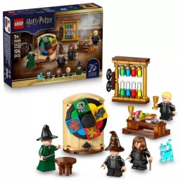 Castelul Hogwarts LEGO® Harry Potter: Ceremonia Seleccionării Pălăriei 76460