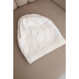 Căciulă din fleece Kesi Sylwia K244 albă