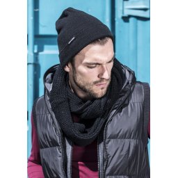 Clapeta de bază Beanie negru