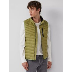 s.Oliver Vesta matlasata barbati, fara gluga, usoara, croiala Regular fit, Verde masliniu (SELECTATI MARIMEA: XL)
