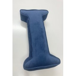 Perna XL, 42cm, Hiko Name litera I din catifea albastra sau roz, cu vipusca