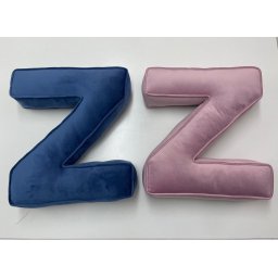 Perna XL, 42cm, Hiko Name litera Z din catifea albastra sau roz, cu vipusca