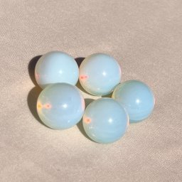 Sfera opalit, 20mm