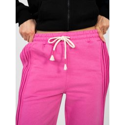 Pantaloni de trening roz cu dantelă albă