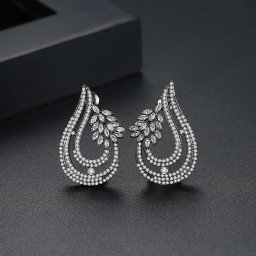 Cercei Borealy Black Elegant Vintage Lady