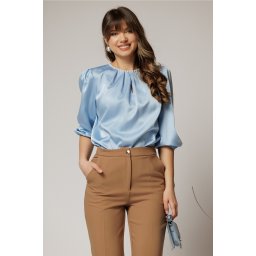 Bluza DY Fashion bleu din satin cu perle la decolteu